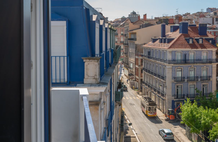 Penthouse T3 Duplex com Varanda e vista Rio Tejo, Lisboa